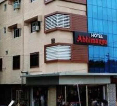 Hotel Abhimanyu Пачмархі Екстер'єр фото